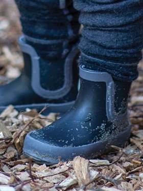 Korte gummistøvler til børn fra Mikk-Line. Gummistøvler
